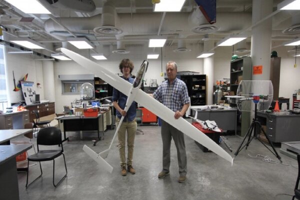 با کمک انرژی باد؛
                توسعه هواپیمای بدون موتور برای پرواز بر فراز مریخ