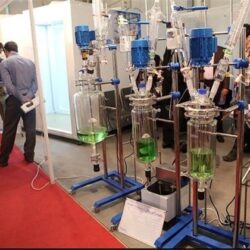 براساس اعلام معاونت علمی؛
                دفاتر صادراتی ایران در ۵ کشور برای توسعه بازار نانو تلاش می کنند