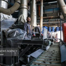 ستاد نانو اعلام کرد؛
                
                ۲۰ درصد از بازار نانوی ایران در اختیار نانوکاتالیست‌ها